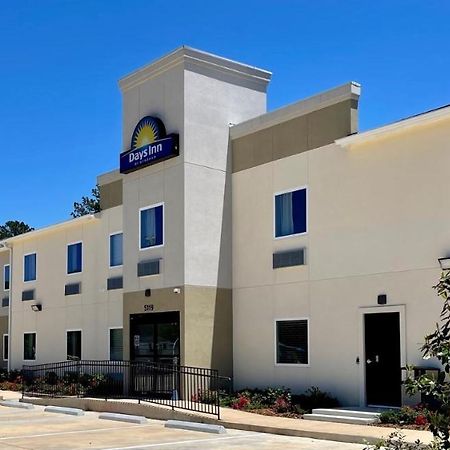 Days Inn By Wyndham Zachary La Екстериор снимка