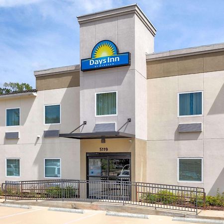 Days Inn By Wyndham Zachary La Екстериор снимка